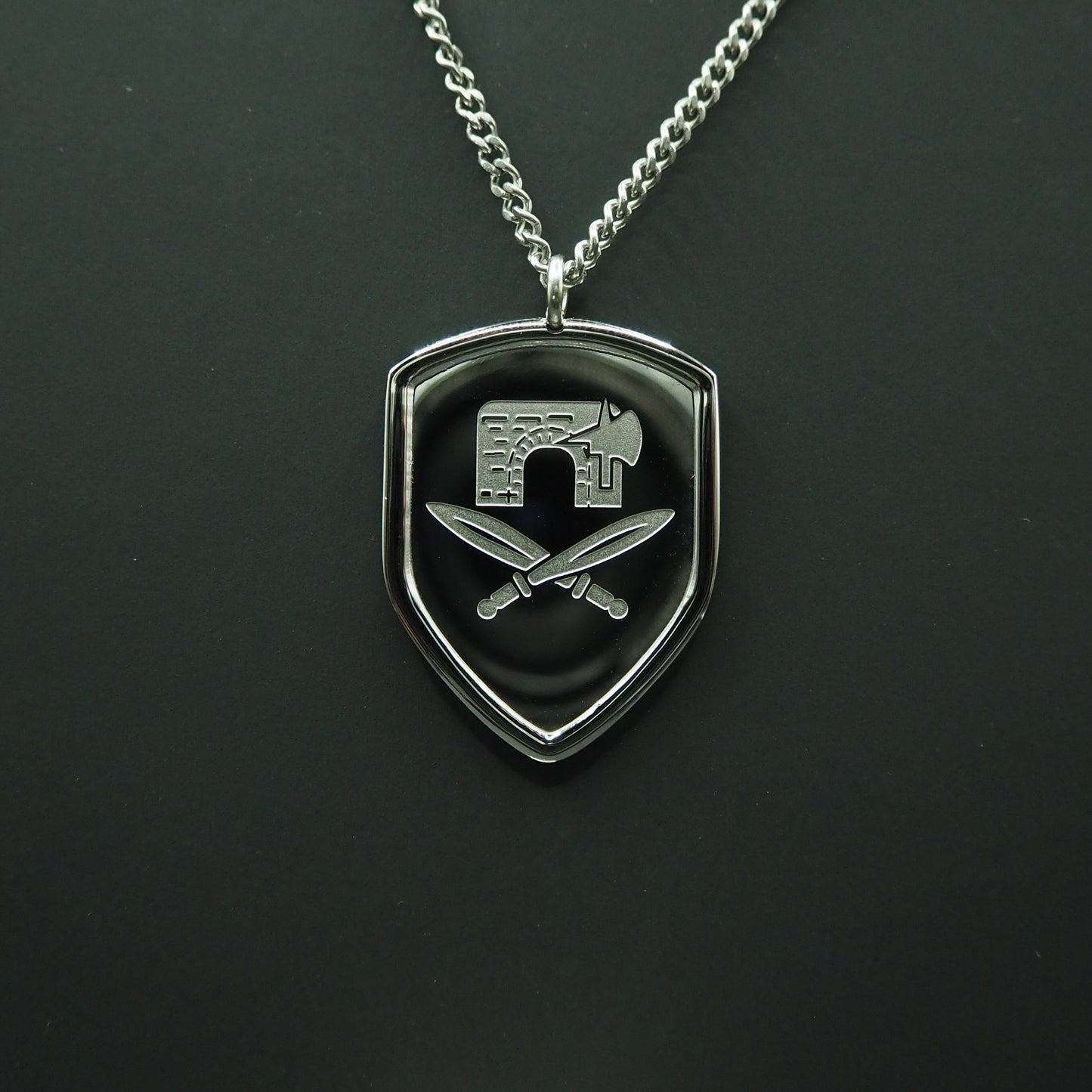 Soldat de sûreté d’ouvrage - pendentif et chaîne