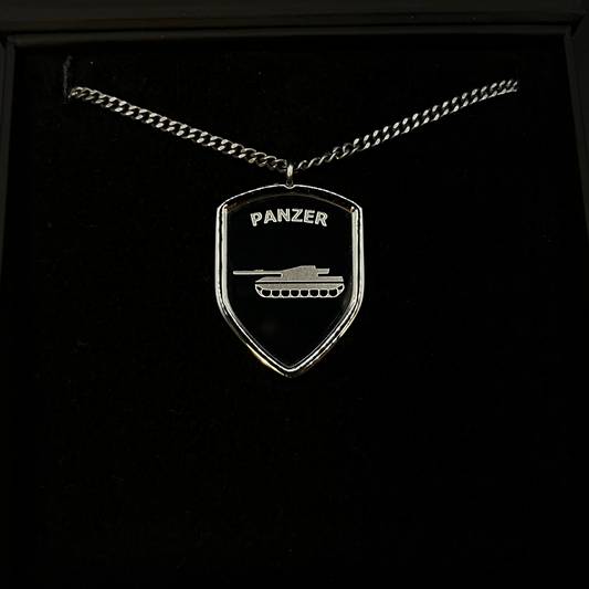 Panzer - pendentif et chaîne