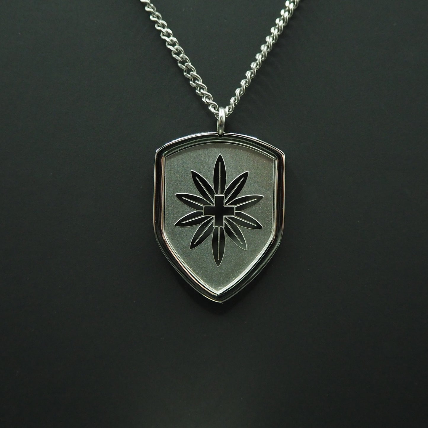 Service d’état-major général - pendentif et chaîne